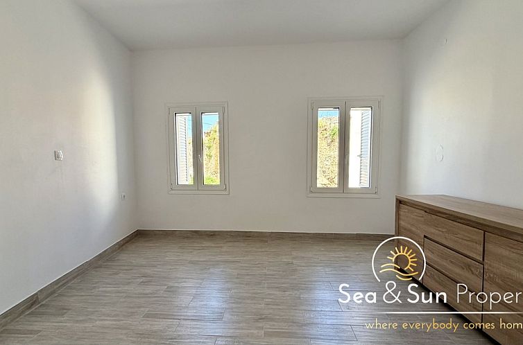 Geschakelde woning in Vamos