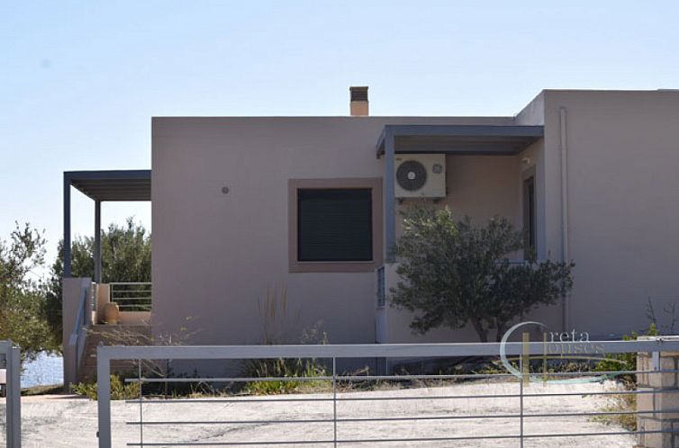 Vrijstaande woning in Keratokampos