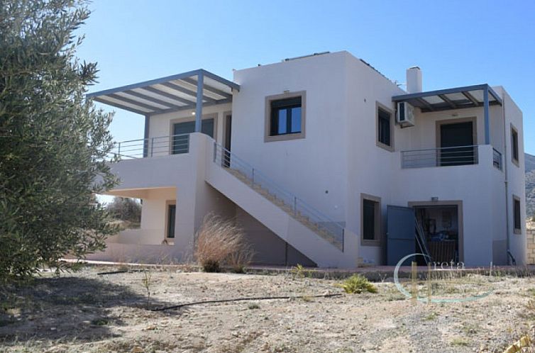 Vrijstaande woning in Keratokampos