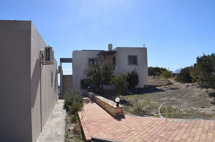 Vrijstaande woning in Keratokampos