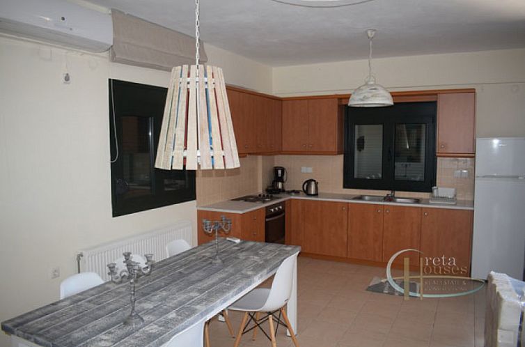 Vrijstaande woning in Keratokampos