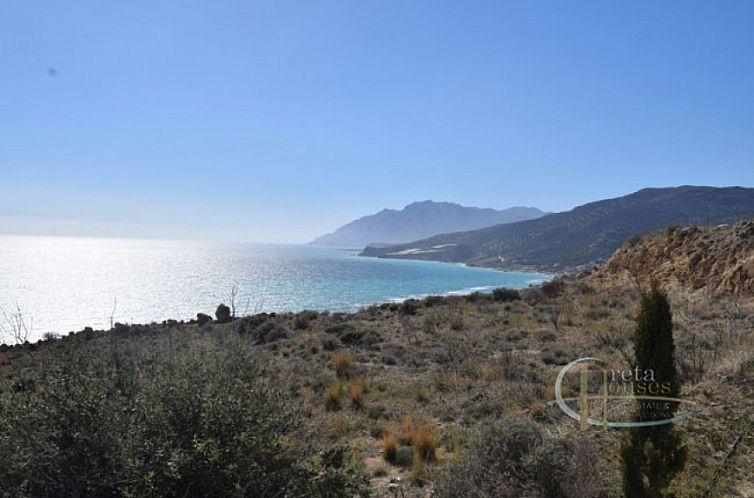 Vrijstaande woning in Keratokampos