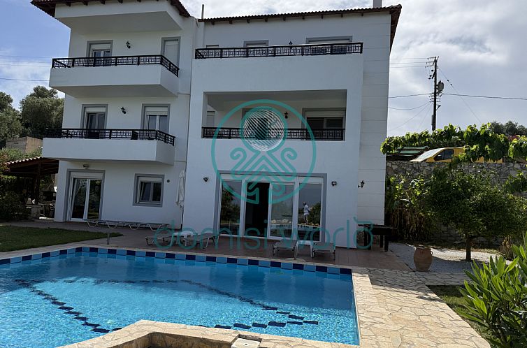 Vrijstaande woning in Asteri