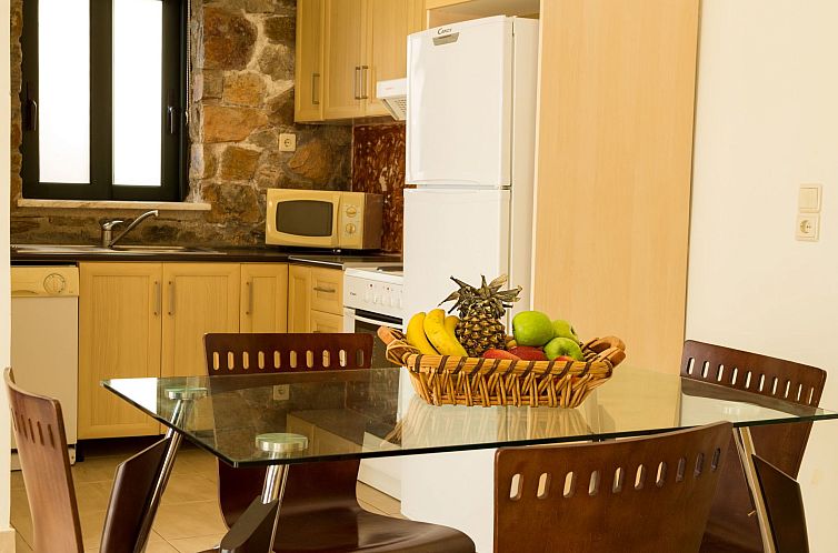 Appartement Villa mit privatem Pool in der Nähe von Elafoni