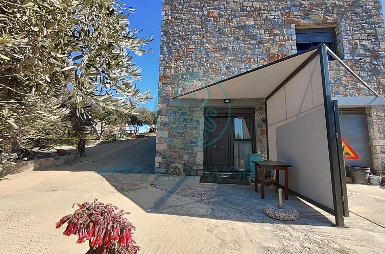 Vrijstaande woning in Epano Sisi