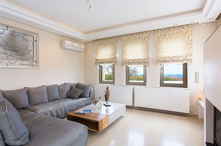 Vakantiehuis Deluxe Villa Ianthos - Whirlpool im Freien, Kin