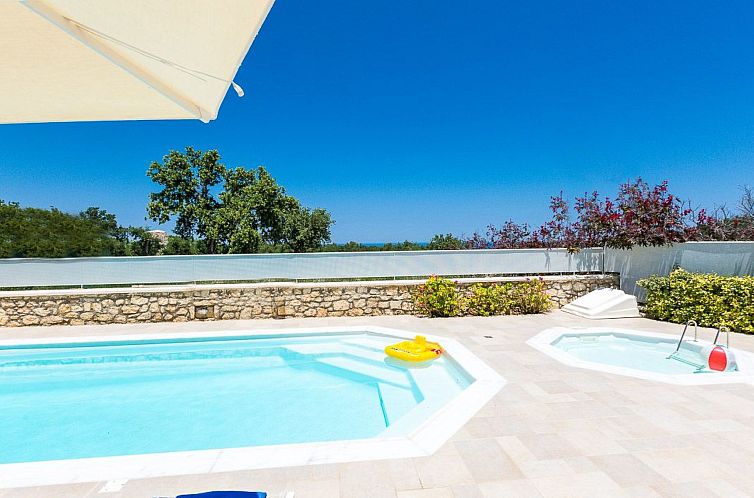 Vakantiehuis Deluxe Villa Ianthos - Whirlpool im Freien, Kin