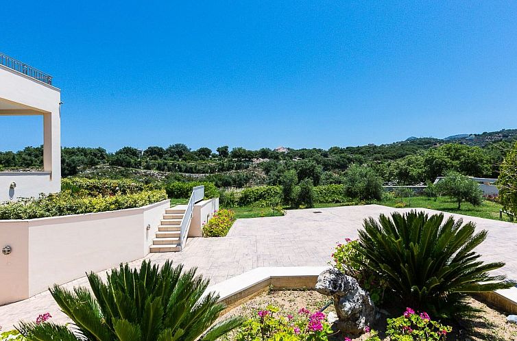 Vakantiehuis Deluxe Villa Ianthos - Whirlpool im Freien, Kin
