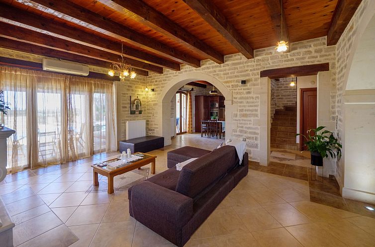 Vakantiehuis Familienfreundliche Villa mit Pool, BBQ, Kinder