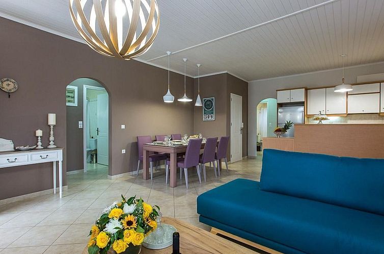 Vakantiehuis Großes Ferienhaus in Arkadi mit Großer Terras