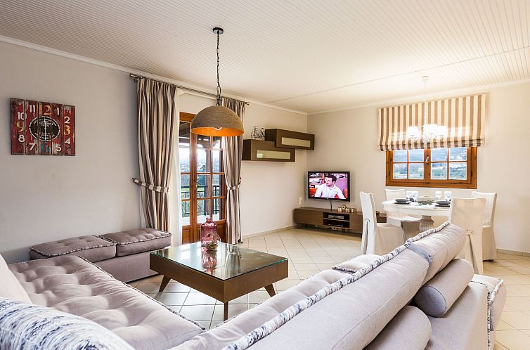 Vakantiehuis Großes Ferienhaus in Arkadi mit Großer Terras