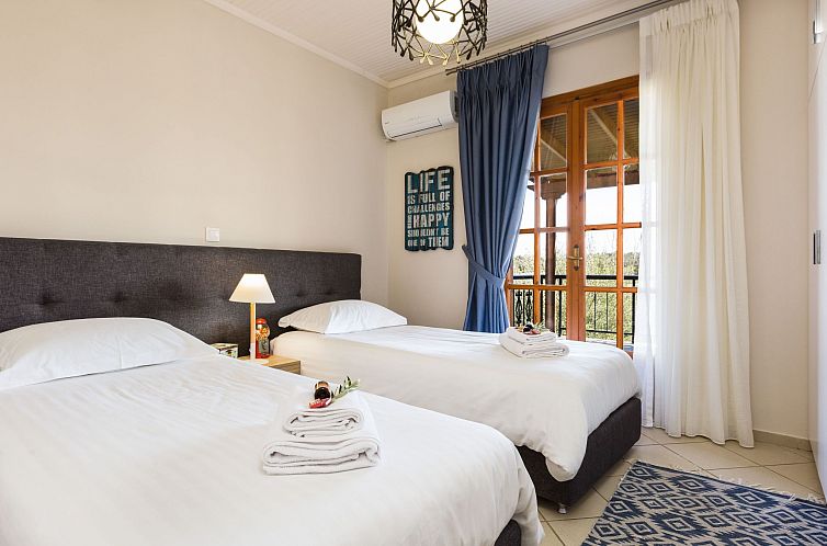 Vakantiehuis Großes Ferienhaus in Arkadi mit Großer Terras