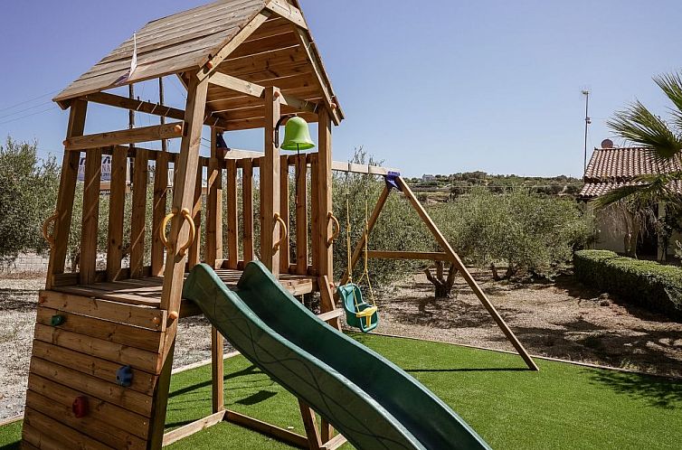 Vakantiehuis Großes Ferienhaus in Arkadi mit Großer Terras