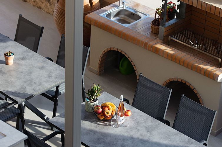 Vakantiehuis Berghütte "Kedros Villa" mit Bergblick