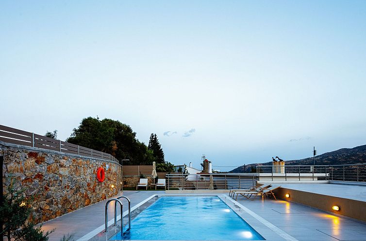 Vakantiehuis Berghütte "Kedros Villa" mit Bergblick