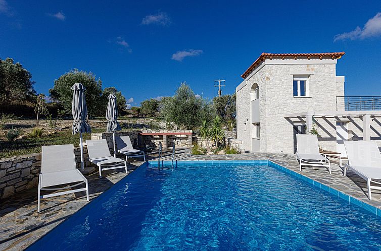 Vakantiehuis Komfort-Villa mit privatem Pool