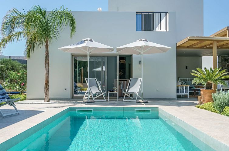 Vakantiehuis Neue moderne Villa Tessera mit privatem Pool un