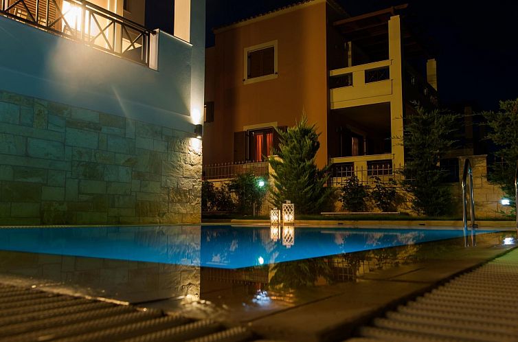 Vakantiehuis Ferienvilla Natur mit Pool und Terrasse