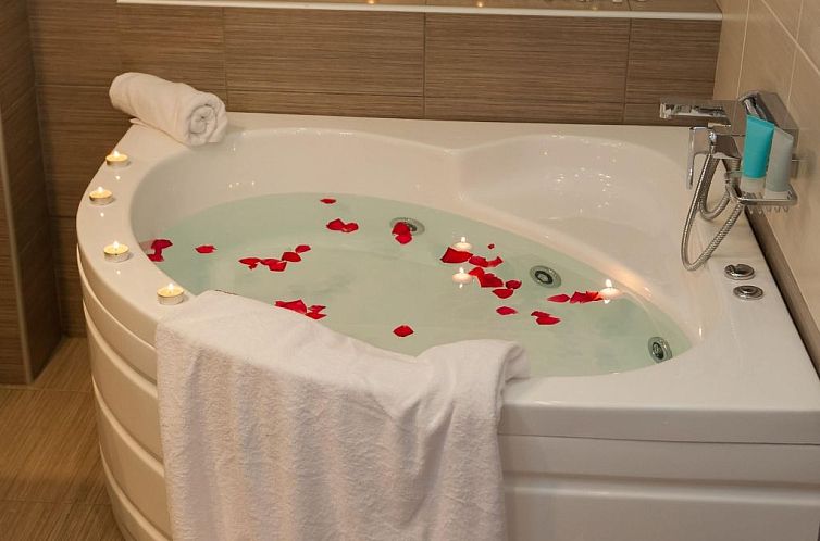 Vakantiehuis Ferienvilla Natur mit Pool und Terrasse