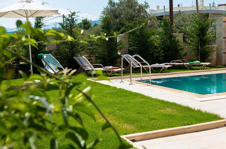 Vakantiehuis Ferienvilla Natur mit Pool und Terrasse