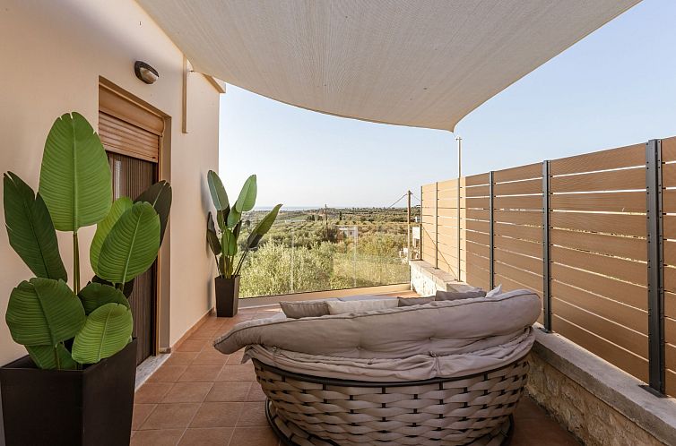 Vakantiehuis 3-Schlafzimmer-Villa mit privatem Pool und Lade