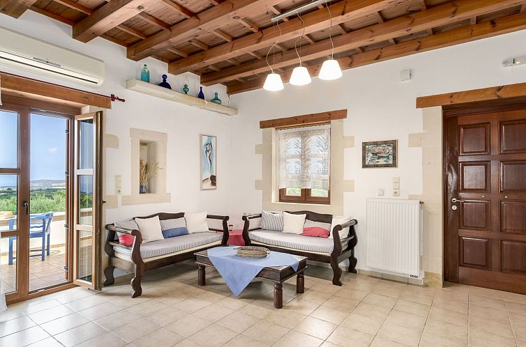 Vakantiehuis Villa "Arodamos" mit Garten, Grill und Terrasse