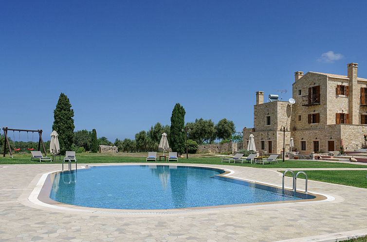Vakantiehuis Villa "Arodamos" mit Garten, Grill und Terrasse