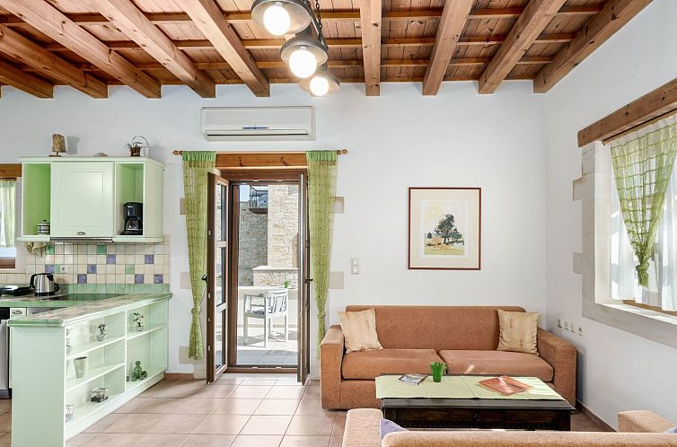 Vakantiehuis Villa "Arodamos" mit Garten, Grill und Terrasse