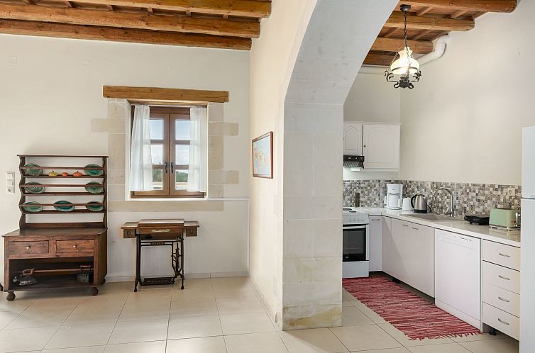 Vakantiehuis Villa "Arodamos" mit Garten, Grill und Terrasse