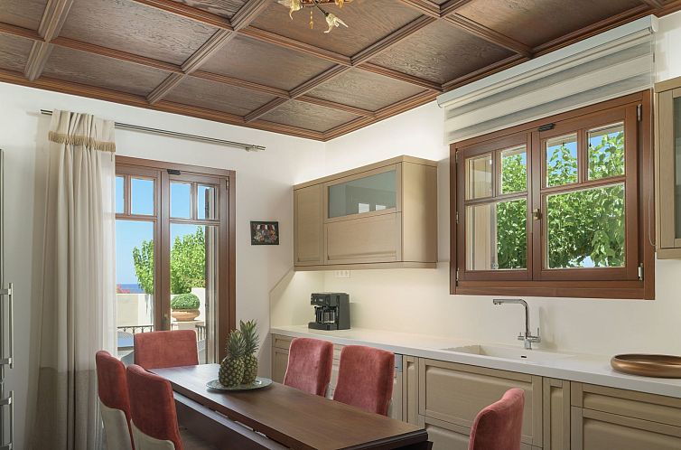 Vakantiehuis Neu renovierte Familienvilla mit privatem Pool 