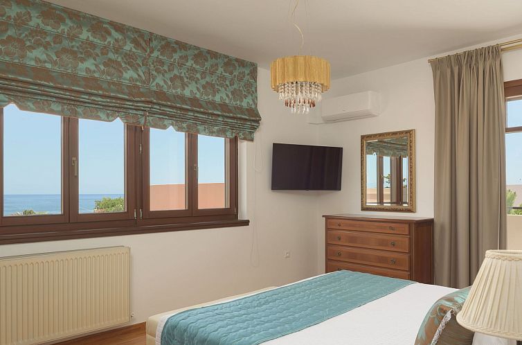 Vakantiehuis Neu renovierte Familienvilla mit privatem Pool 