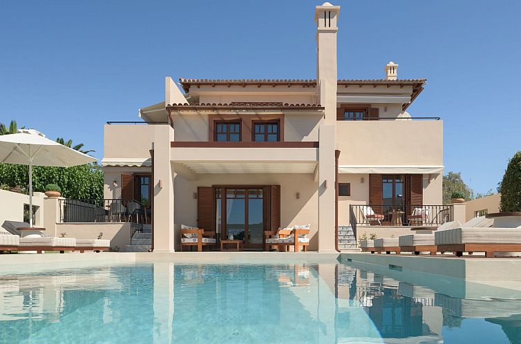 Vakantiehuis Neu renovierte Familienvilla mit privatem Pool 