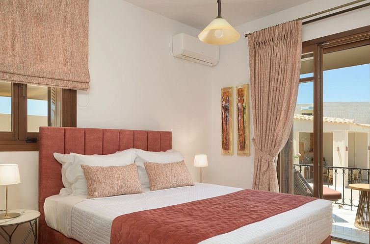 Vakantiehuis Neu renovierte Familienvilla mit privatem Pool 