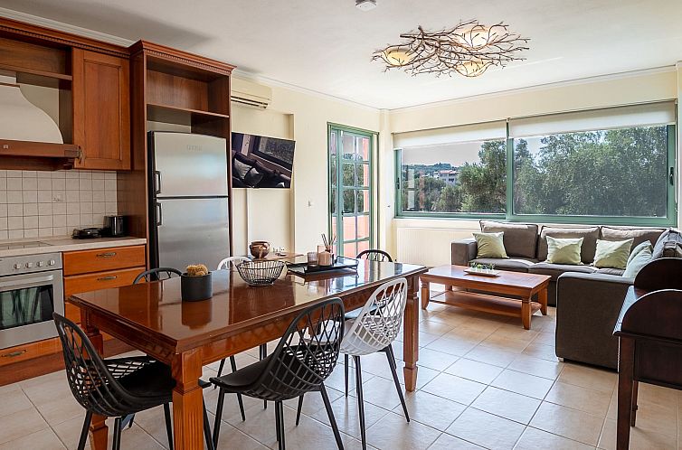 Vakantiehuis Neue Familienvillen mit 2 privaten Pools, Spiel