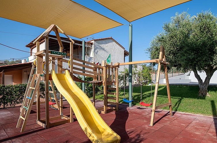 Vakantiehuis Neue Familienvillen mit 2 privaten Pools, Spiel