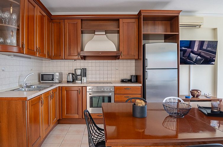 Vakantiehuis Neue Familienvillen mit 2 privaten Pools, Spiel
