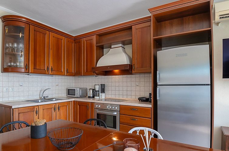 Vakantiehuis Neue Familienvillen mit 2 privaten Pools, Spiel