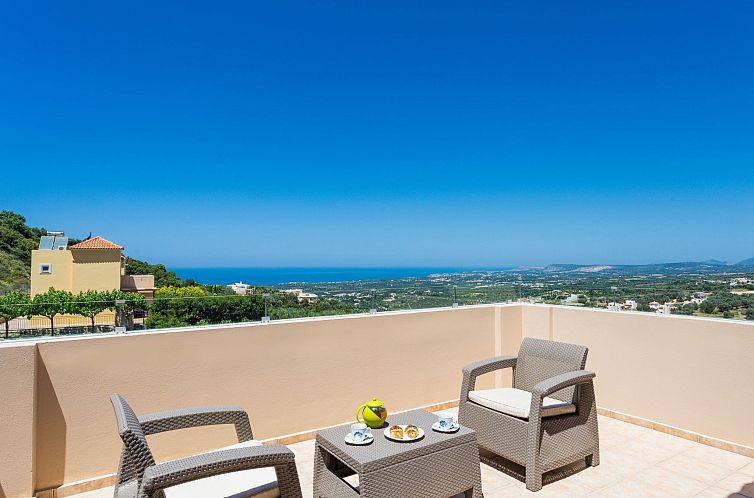 Vakantiehuis Ruhige Villa mit privatem Pool, BBQ und Kinderb