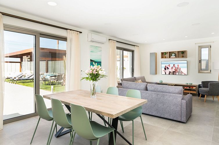 Vakantiehuis Villa am Strand in Rethymno mit privatem Pool