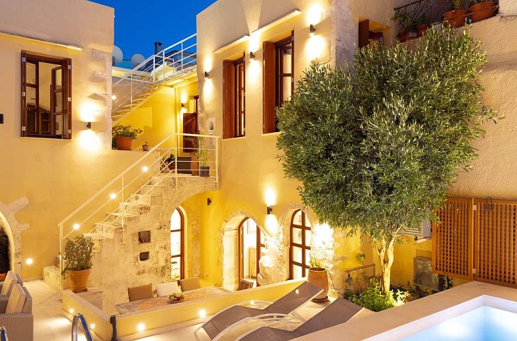 Vakantiehuis Ferienvilla "Byblos" mit privatem Pool