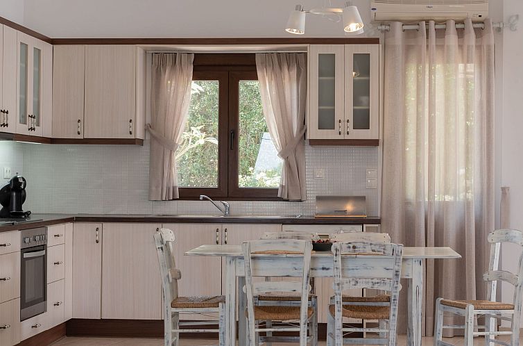 Vakantiehuis Ferienvilla "Rousa" mit Bergblick