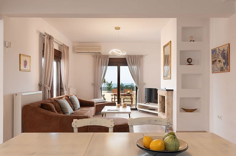 Vakantiehuis Ferienvilla "Rousa" mit Bergblick