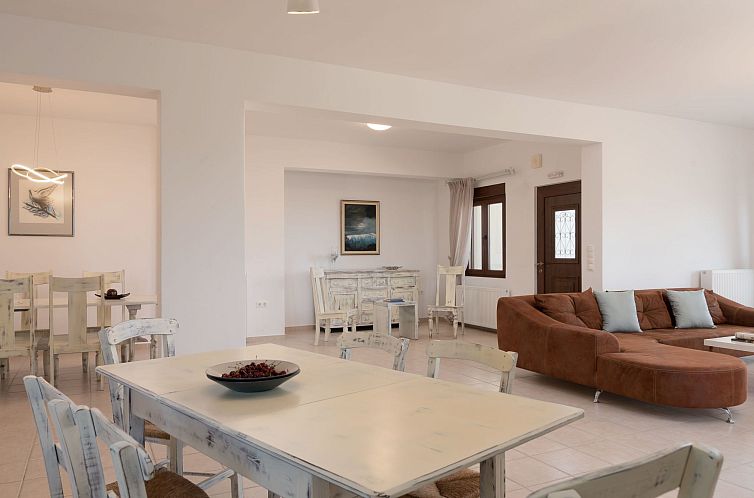 Vakantiehuis Ferienvilla "Rousa" mit Bergblick