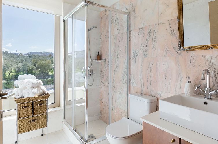 Vakantiehuis Lux Villa, Beheizter Pool-2km zum Strand,Kinder