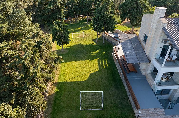 Vakantiehuis Kostenloses Frühstück, Pools, Kinderbereich, 