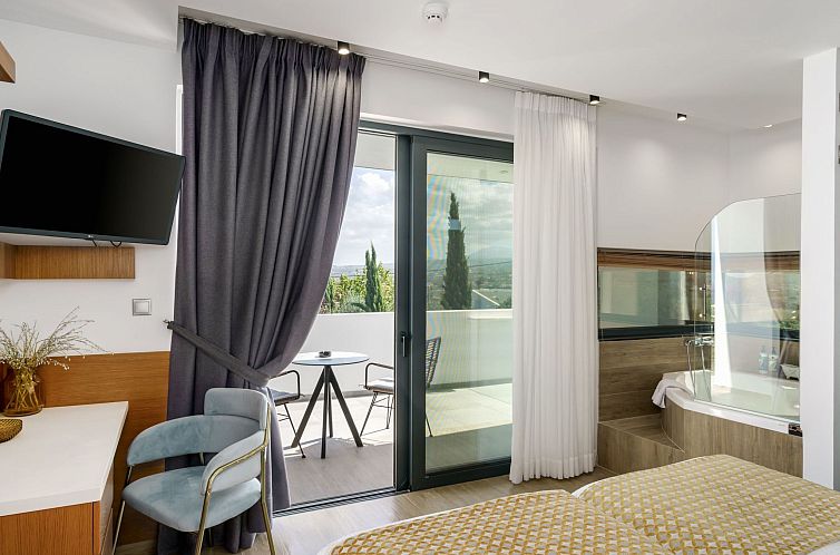 Vakantiehuis Lux-Villa mit Innen- und Außenpool, BBQ und Fi