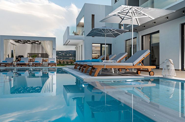 Vakantiehuis Lux-Villa mit Innen- und Außenpool, BBQ und Fi