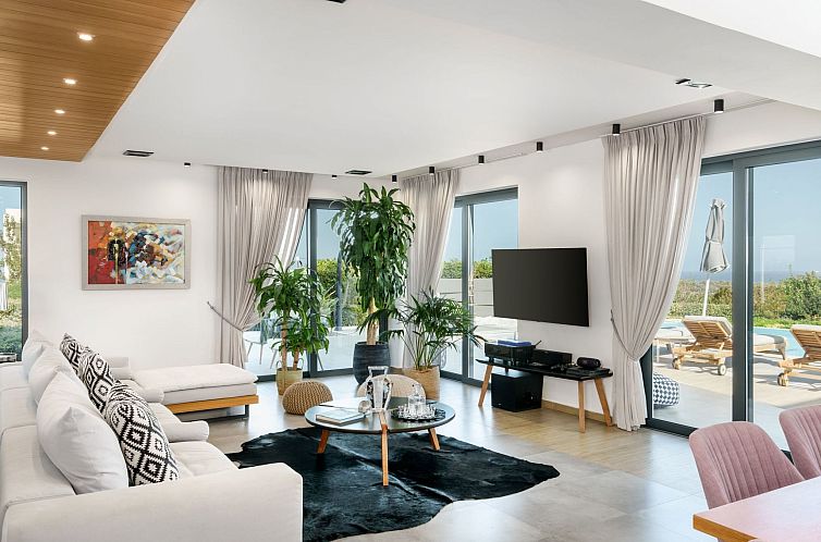 Vakantiehuis Lux-Villa mit Innen- und Außenpool, BBQ und Fi