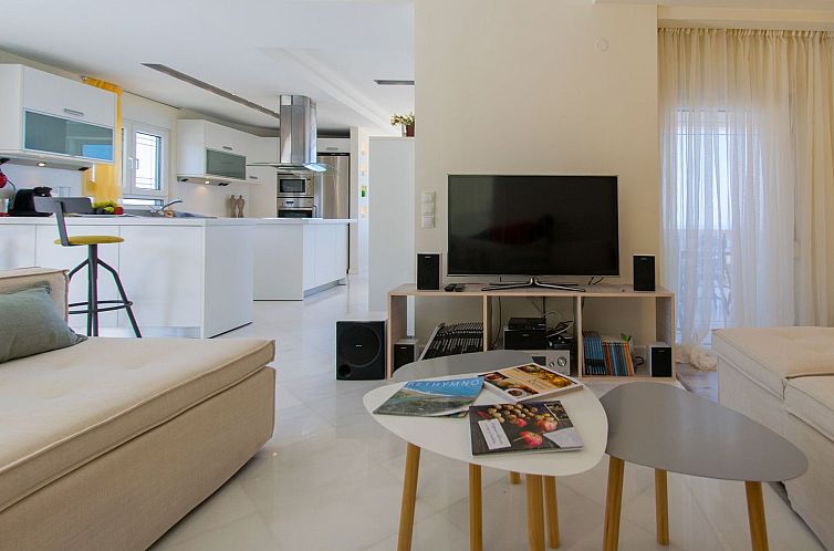 Vakantiehuis Villa mit Infinity-Pool und BBQ, Nähe zum Stra