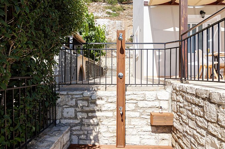 Vakantiehuis Familienvilla mit Pool, Garten, Spielplatz und 